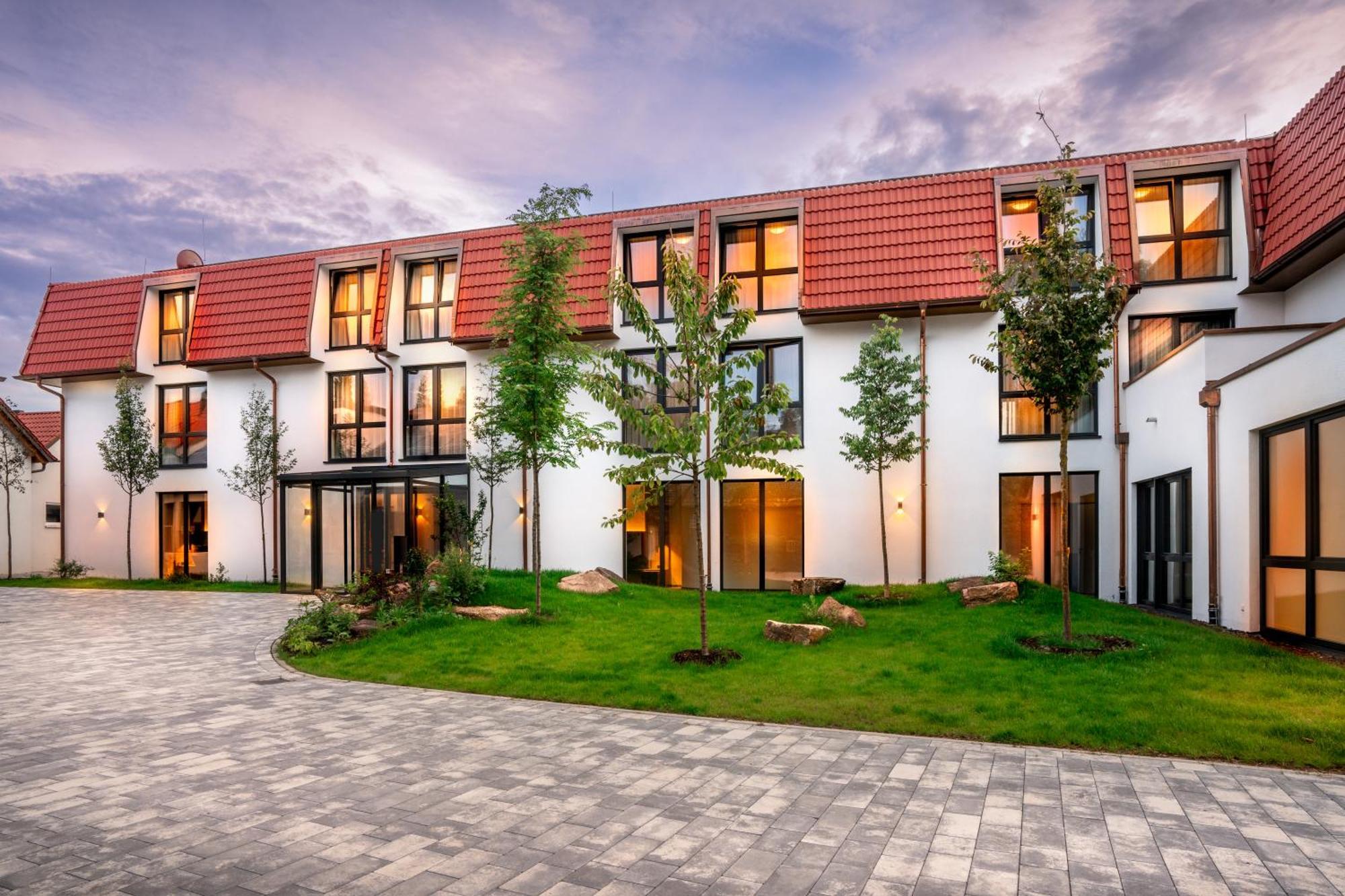 Landhotel Gruener Wald Neuhausen  Екстериор снимка